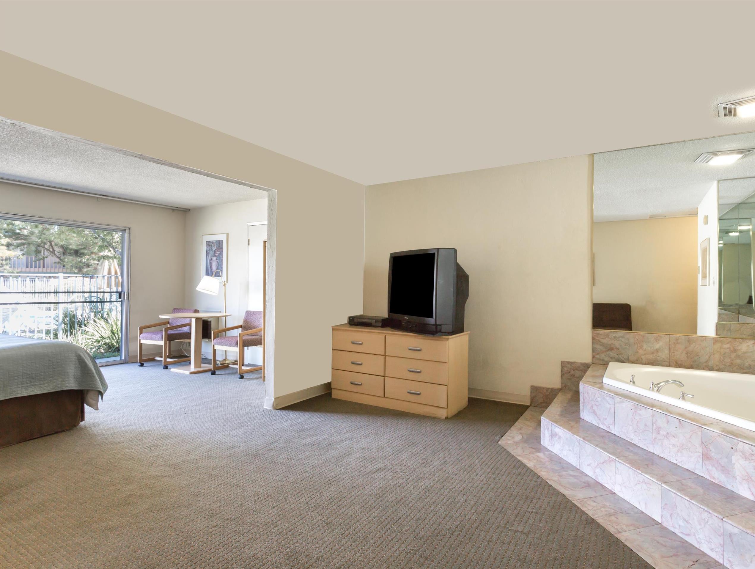 Days Inn By Wyndham Novato/San Francisco Eksteriør billede
