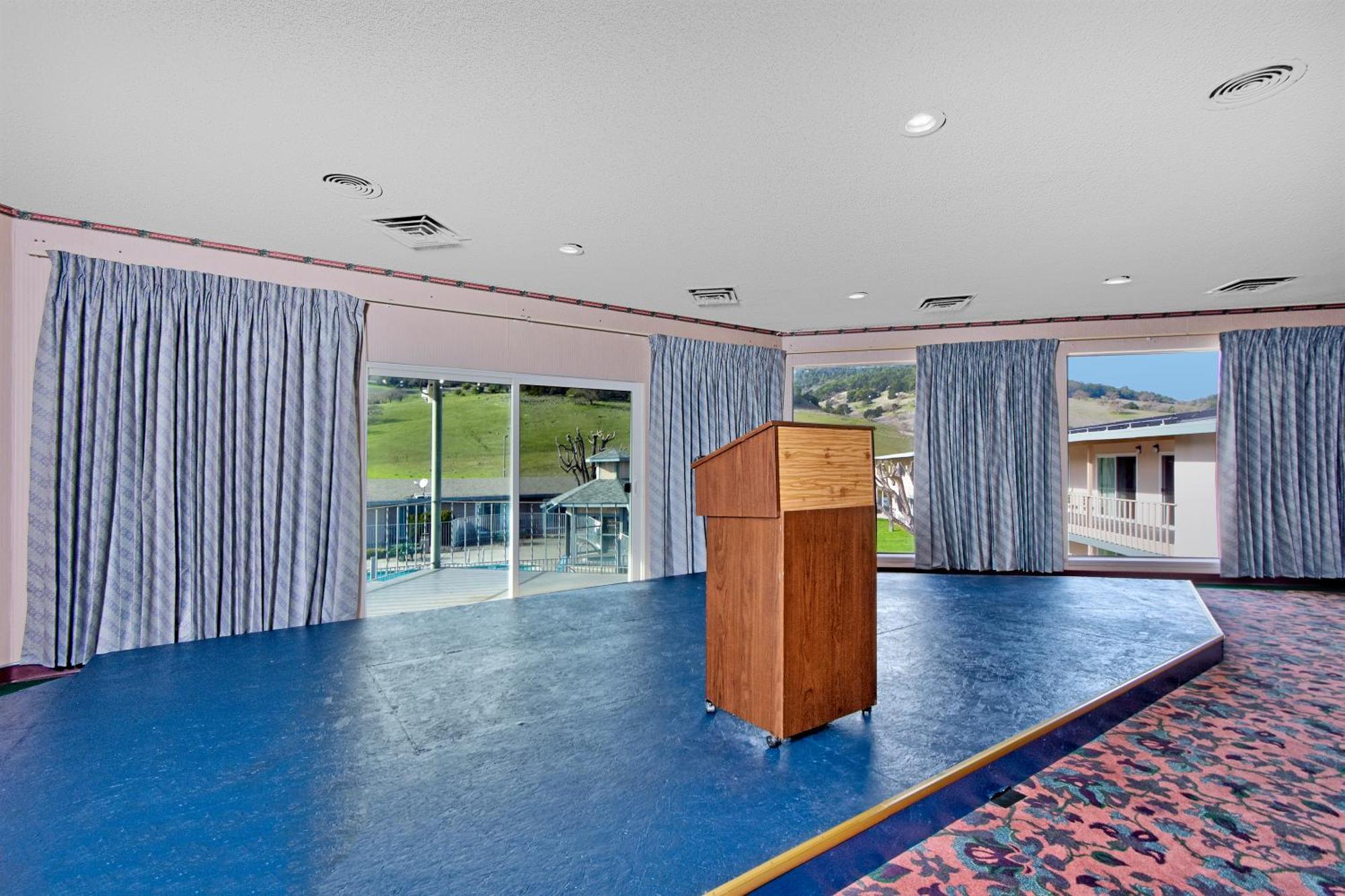 Days Inn By Wyndham Novato/San Francisco Eksteriør billede